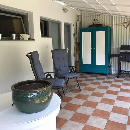 Retro Haz Guest House Balatonszabadi Luaran gambar