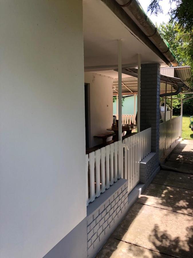 Retro Haz Guest House Balatonszabadi Luaran gambar