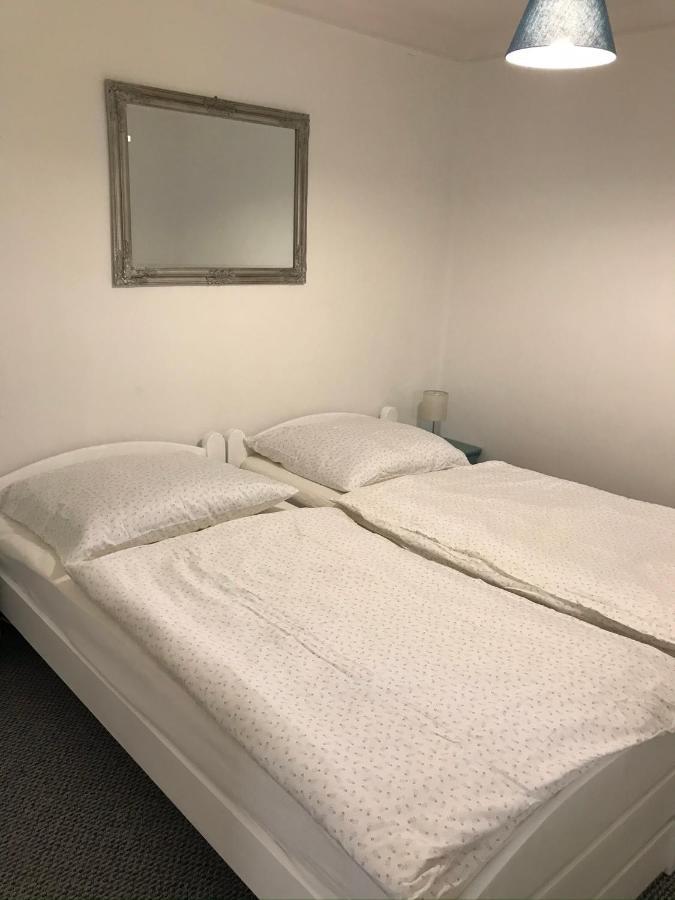 Retro Haz Guest House Balatonszabadi Luaran gambar
